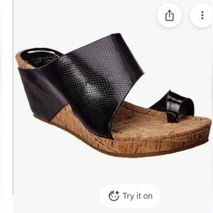 Donald Pliner Gemmy Platform Wedge Slide Sandal. Size 8.5.